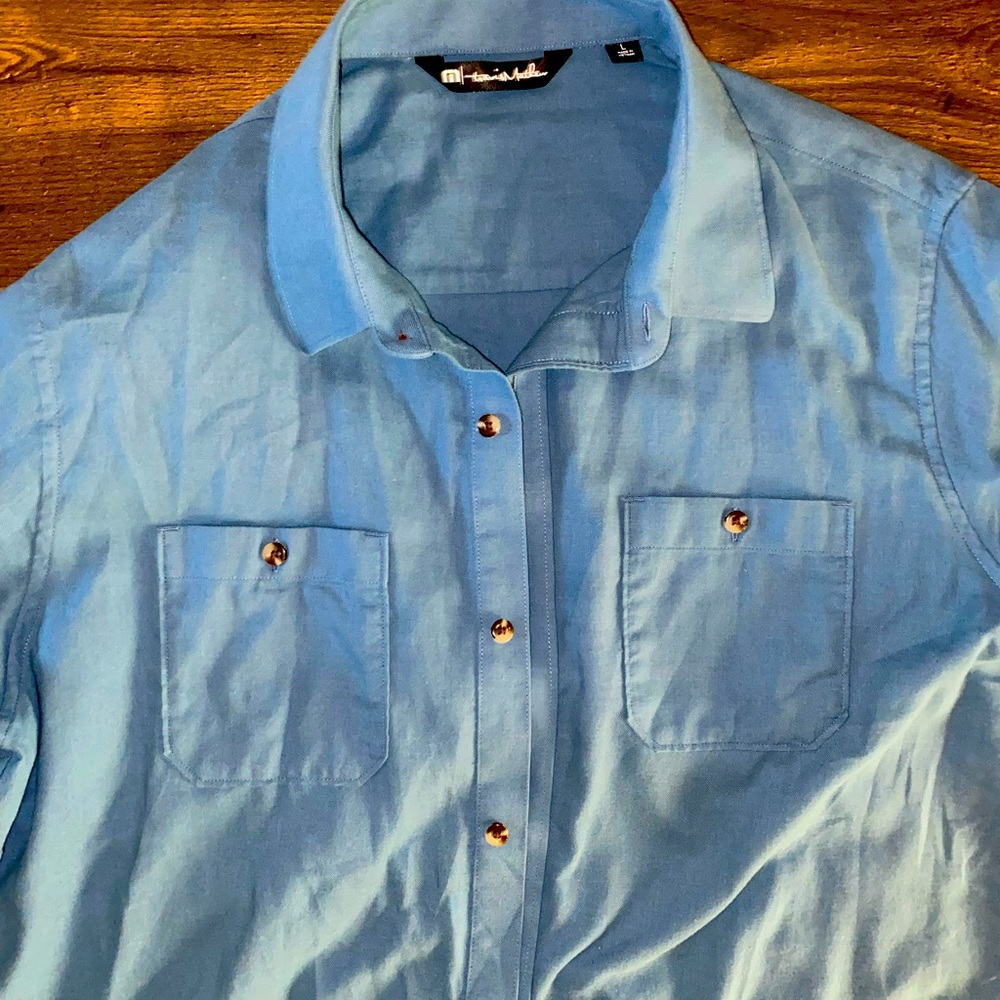 Travis Mathew button down shirt. Never worn.
